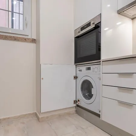 Homely 2bdr With Terrace By Lovelystay Apartamento