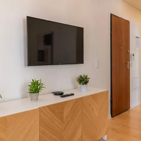 Apartman Homely 2bdr With Terrace By Lovelystay Lisboa