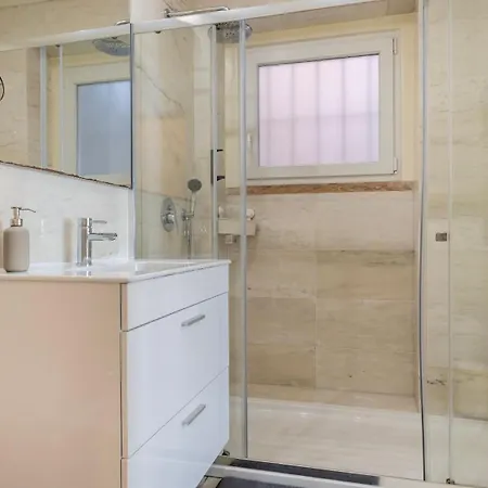 Homely 2bdr With Terrace By Lovelystay Apartman Lisboa