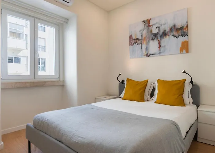 Homely 2bdr With Terrace By Lovelystay *