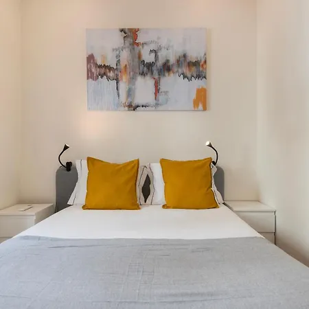 Homely 2bdr With Terrace By Lovelystay Apartment Lisbon